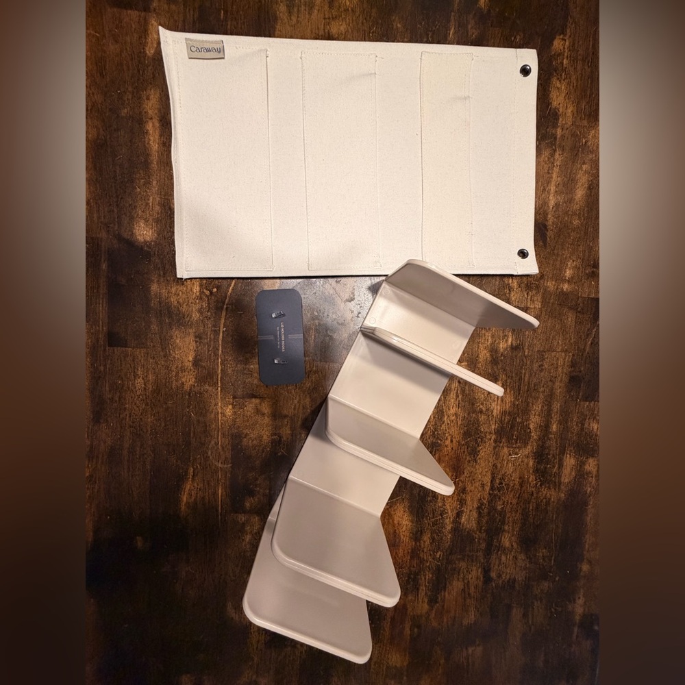Caraway holder/organizer